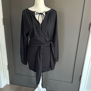 NWOT FREE PEOPLE Women's Dress Long Balloon Sleeve Keyhole Neck Black.Size XS